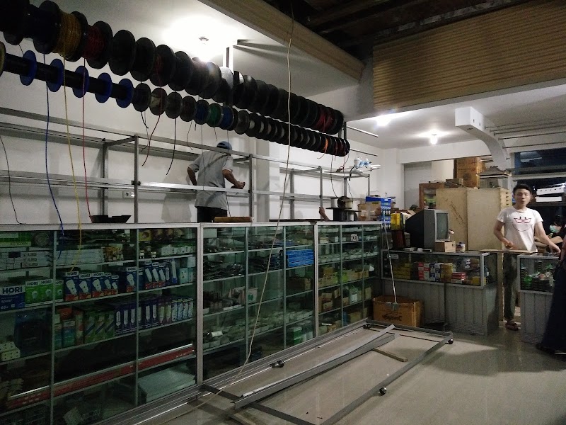 DeNmascOllecTioN: Pusat Belanja Serba Ada di Cilacap yang Menghidupkan Harimu